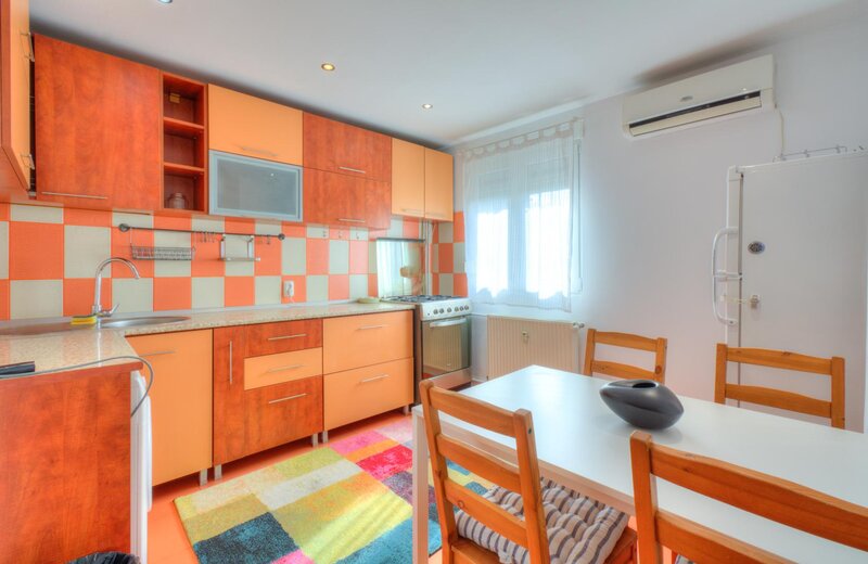 Titan Diham - Bd Nicolae Grigorescu - Basarabia Apartament 2 Camere